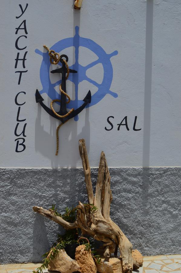 Yacht Club Sal Bed and Breakfast Palmeira Εξωτερικό φωτογραφία